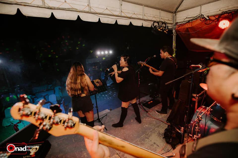 Ashley And Bill'S Suites 'N Garden Hotel And Vacation Homes カルカル  エクステリア 写真
